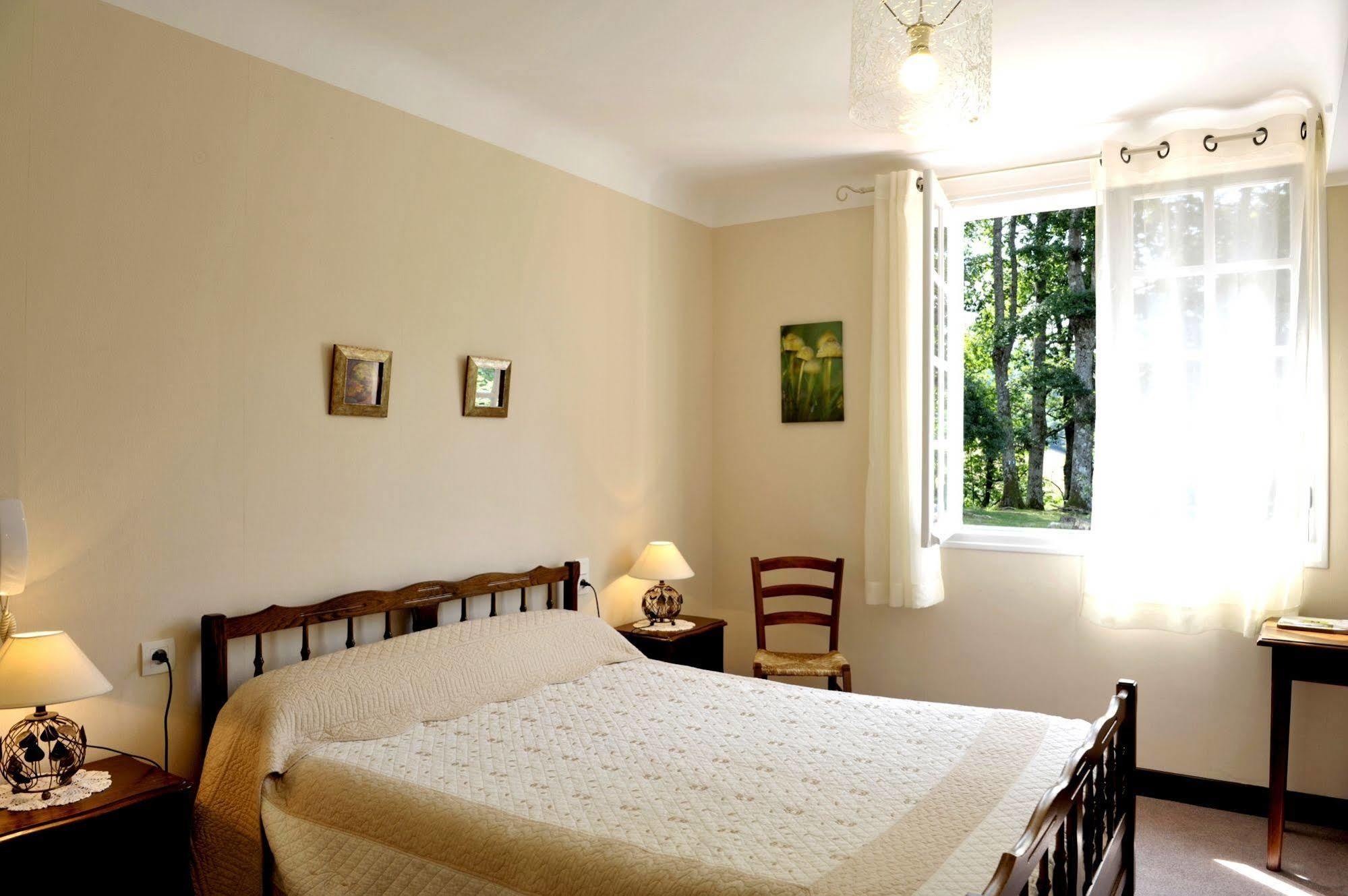Logis Hotel St Sylvestre Aldudes المظهر الخارجي الصورة